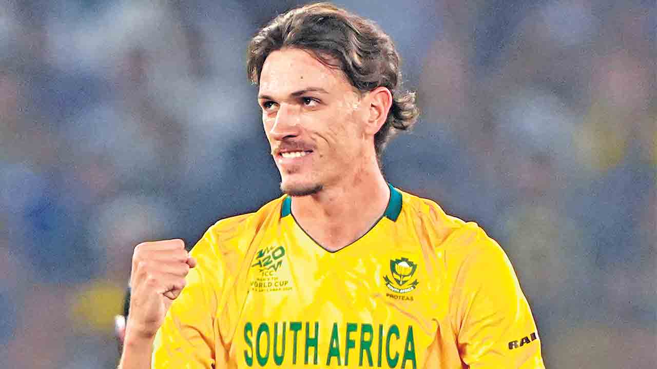 సఫారీ హ్యాట్రిక్‌.. కివీస్‌పై 7 వికెట్లతో విజయం