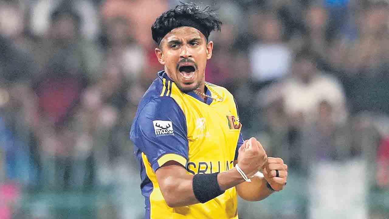 లంక బోణీ