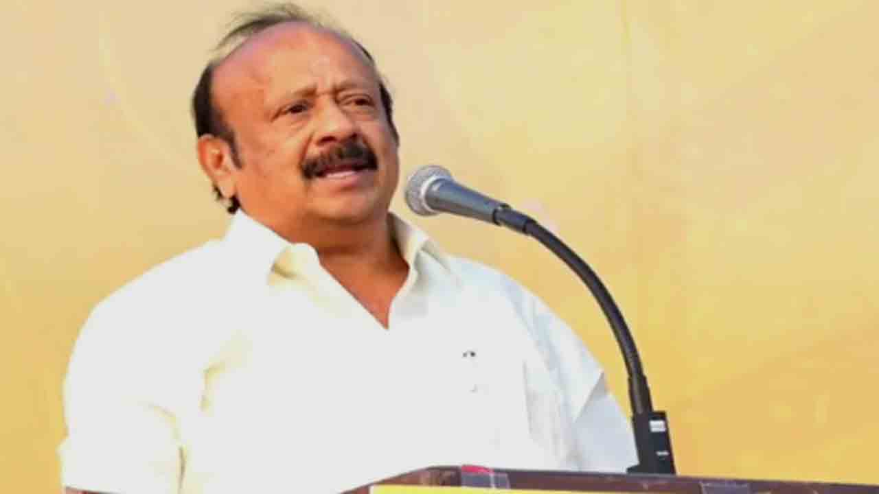 MRK Panneerselvam | ఉత్తరాదీయులకు హిందీనే తెలుసు.. పానీపూరీ అమ్మేందుకే వస్తారు: తమిళ మంత్రి