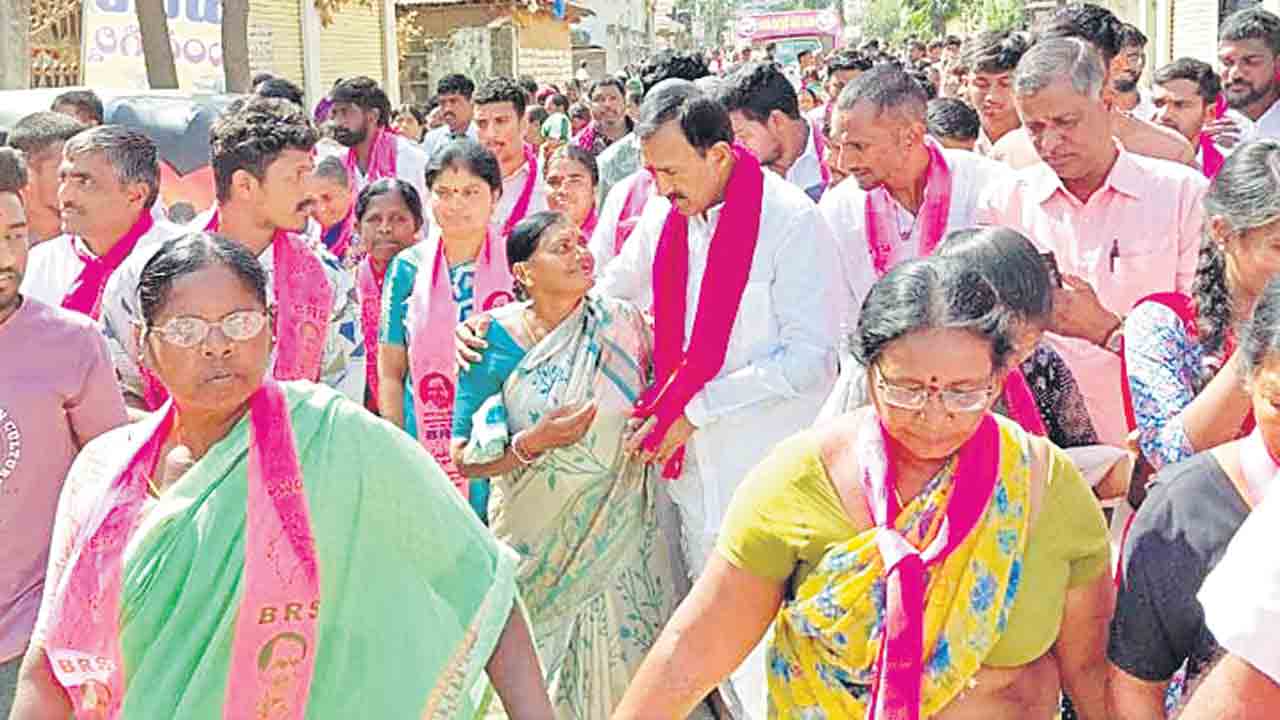 పదేండ్ల బీఆర్‌ఎస్‌ పాలనలోనే గజ్వేల్‌ అభివృద్ధి
