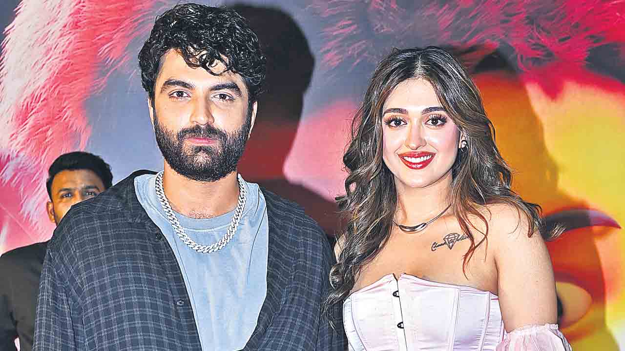 గేమ్‌మాస్టర్‌ ఎవరు?