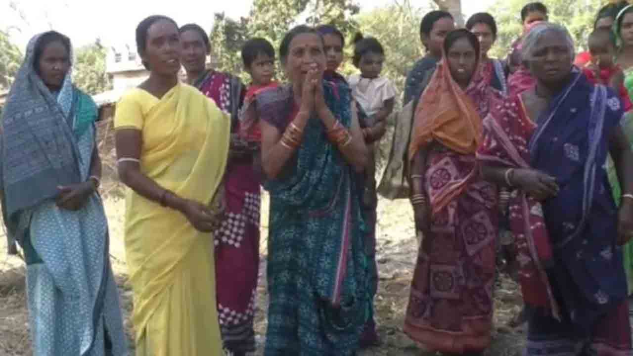 Electricity, Water Supply Cut | దళిత వాడలో విద్యుత్‌, తాగునీటి సరఫరా బంద్‌.. కుల వివక్షపై ఆరోపణలు