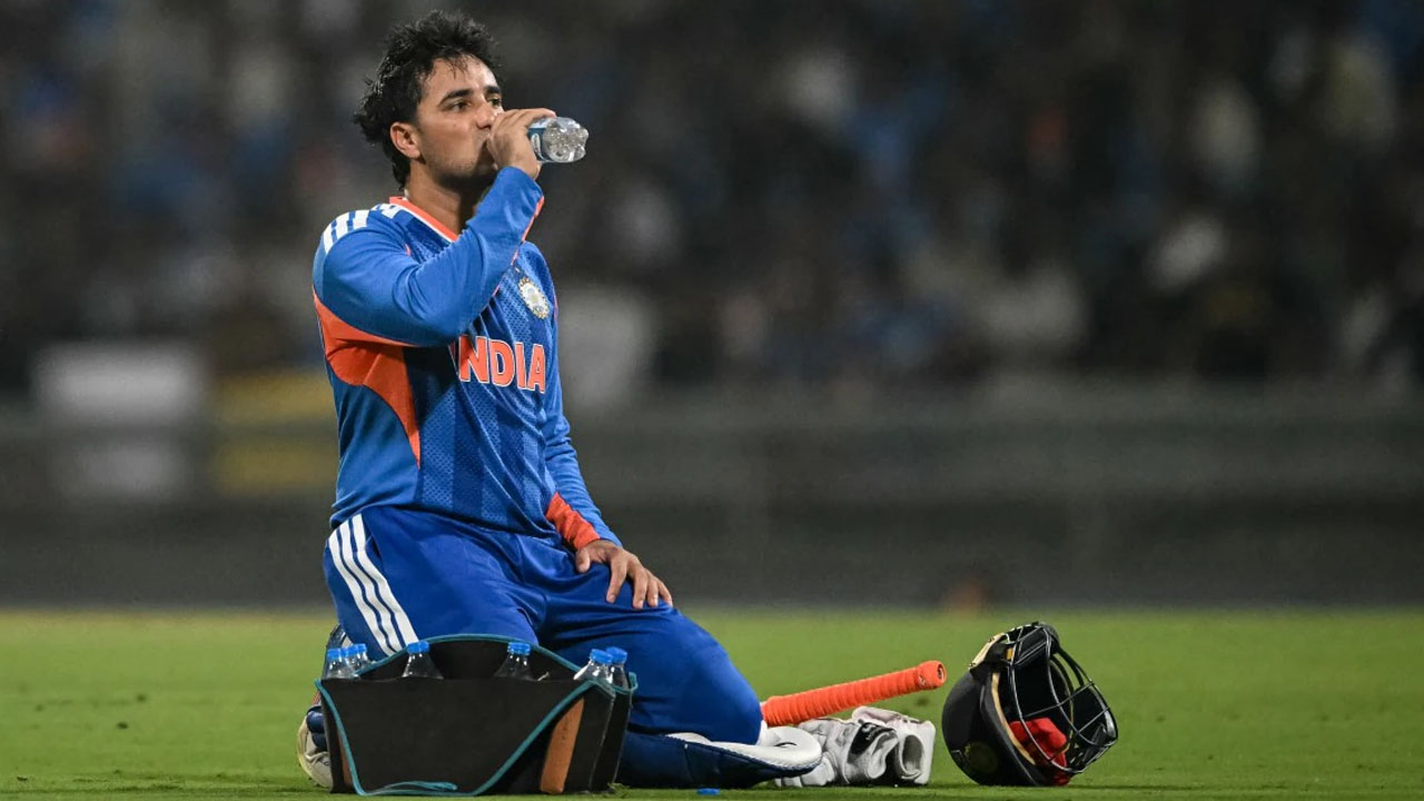 Abhishek Sharma: ఆస్ప‌త్రిలో అభిషేక్ శ‌ర్మ‌.. న‌మీబియాతో మ్యాచ్‌లో ఆడేది డౌటే !