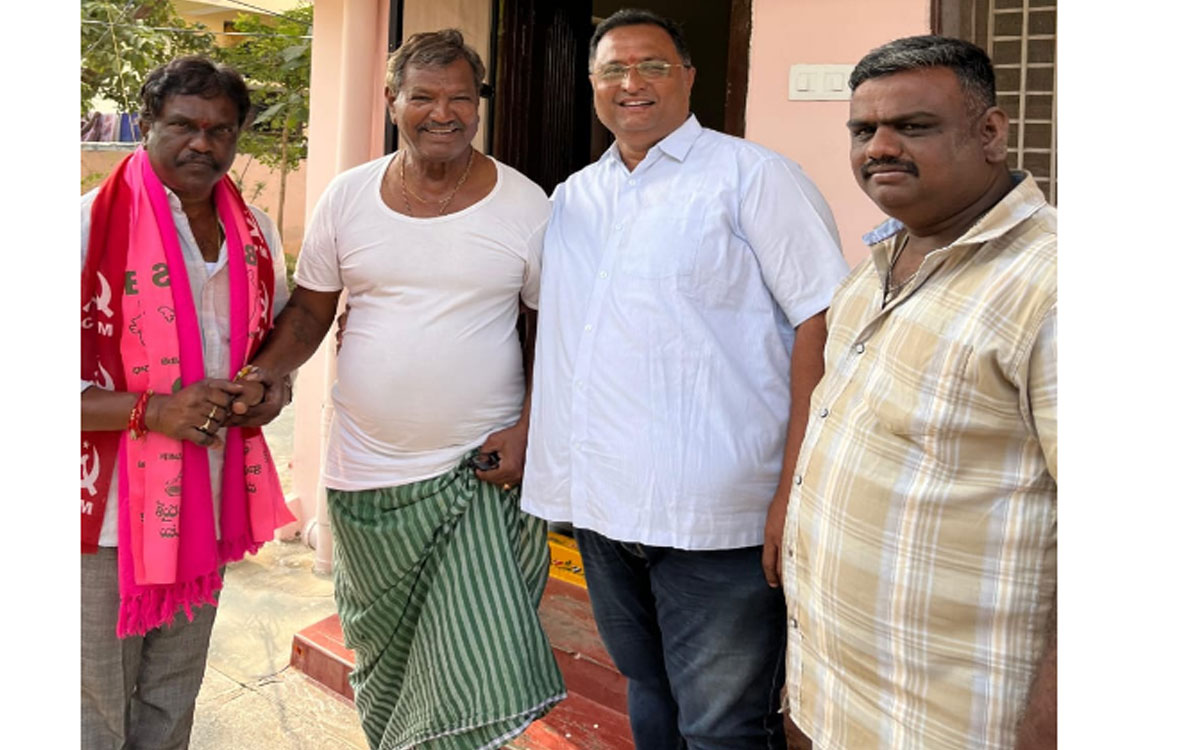 ‘సేవ చేసేవారికే ఓట్లు వేసి గెలిపించాలి’