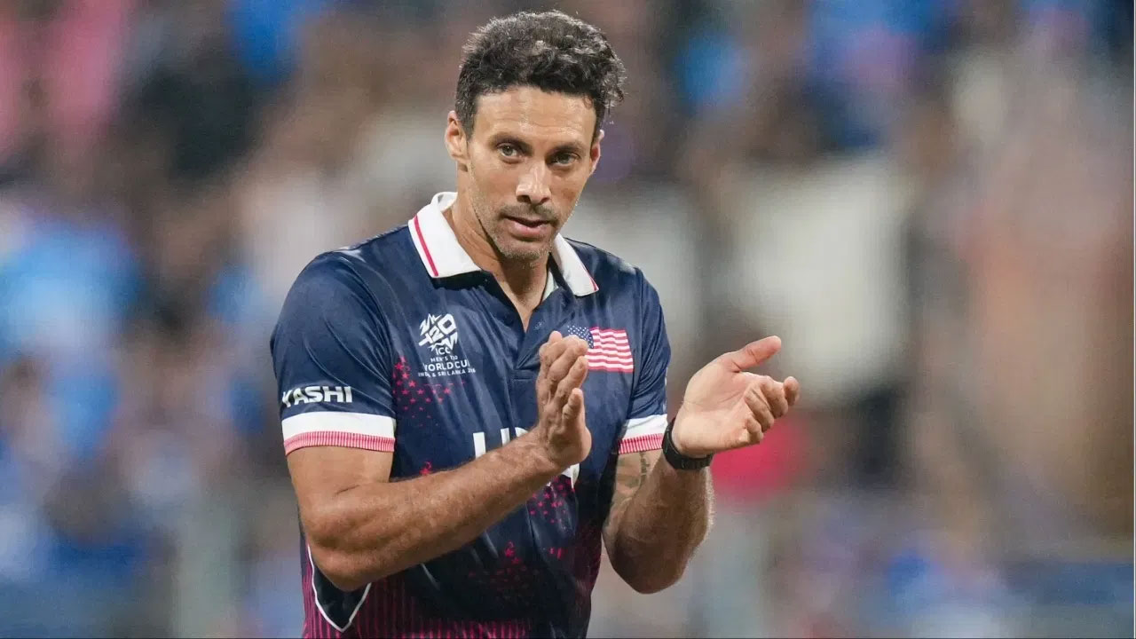 Shadley Van Schalkwyk  | టీ20 వరల్డ్‌కప్ 2026లో సంచలనం… టీమిండియాను వణికించిన అమెరికా పేసర్ ఎవ‌రు?