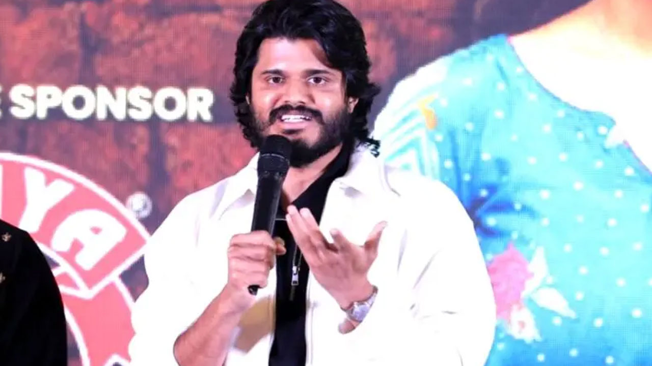 Anand Devarakonda | బ్లైండ్ పాత్ర చేయ‌బోతున్న‌ట్టు లీక్ చేసిన ఆనంద్ దేవ‌ర‌కొండ‌.. రెండు రోజుల‌కే ఫుల్ త‌ల‌నొప్పి..