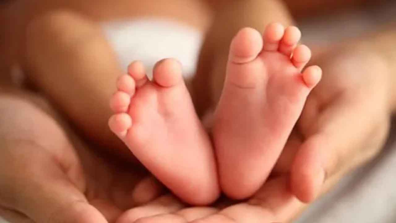 పెద్దపల్లి జిల్లాలో శిశు విక్రయాల కలకలం