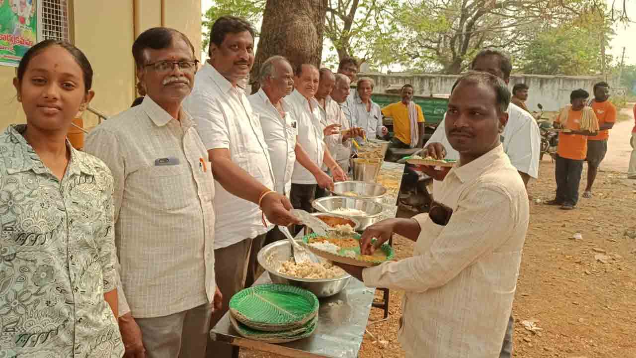 Bachhannapeta | పితృదేవతలను స్మరించుకోవడం గొప్పవరం : పులిగిల్ల పూర్ణచందర్