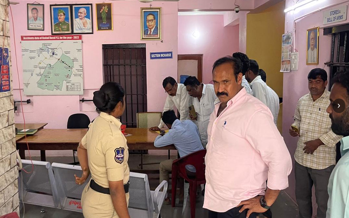 Kidnap : కిడ్నాప్ చేసిన ప్రసాద్‌ను సురక్షితంగా అప్పగించాలి : మాజీ ఎమ్మెల్యే బొల్లం