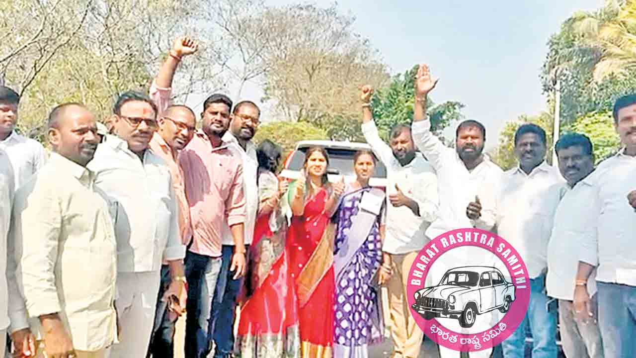 కాంగ్రెస్‌కు గులాబీ దండు కళ్లెం.. శివారు.. కారు జోరు