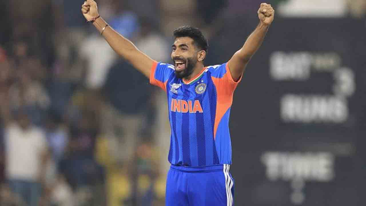 IND vs PAK | బుమ్రా డబుల్ స్ట్రోక్.. బాబర్ క్లీన్‌బౌల్డ్.. పీకల్లోతు కష్టాల్లో పాక్..!