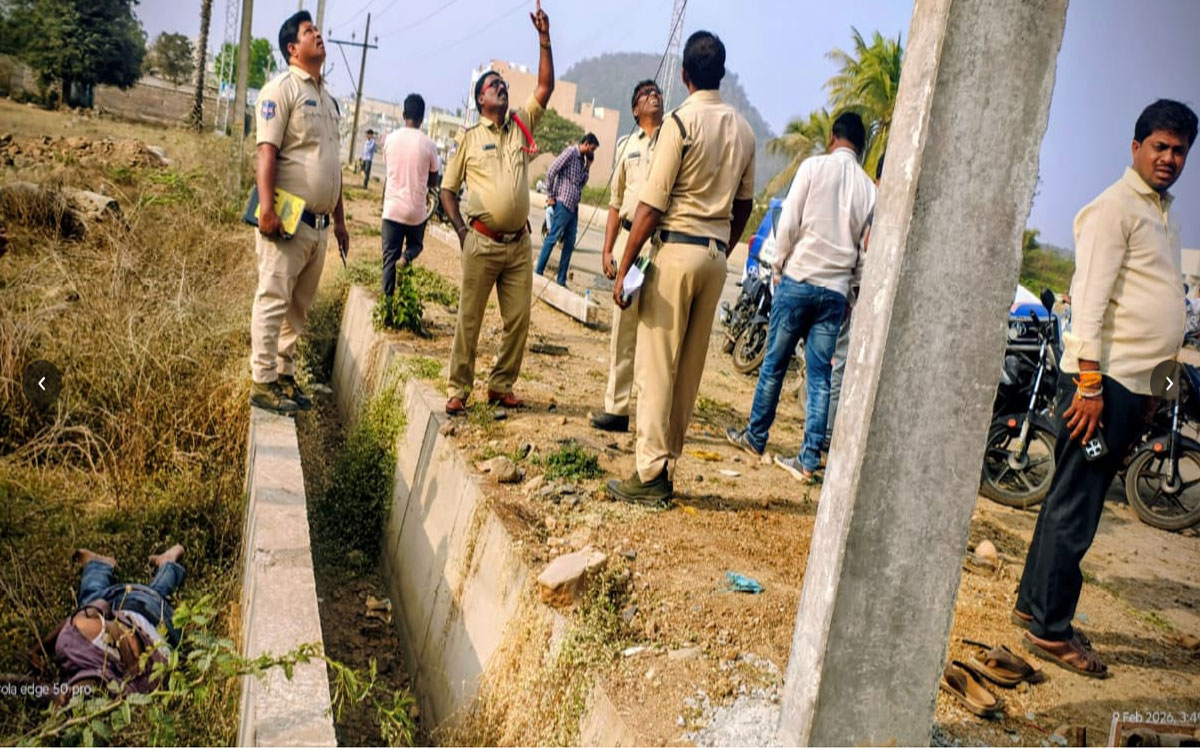 విద్యుదాఘాతంతో కేబుల్ ఆపరేటర్ మృతి