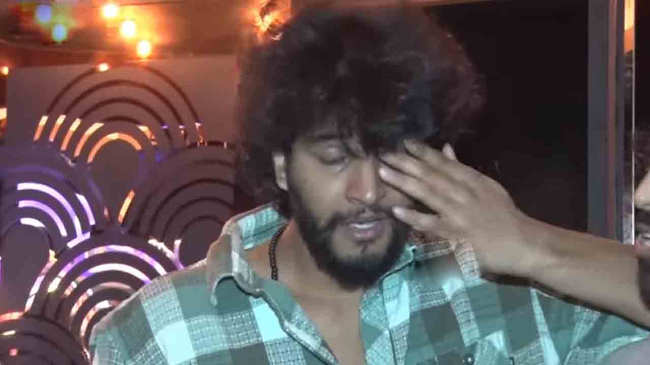 Barabar Premista | థియేటర్లో ‘బరాబర్ ప్రేమిస్తా’ సందడి.. ఎమోషనల్ అయిన ‘యాటిట్యూడ్’ స్టార్