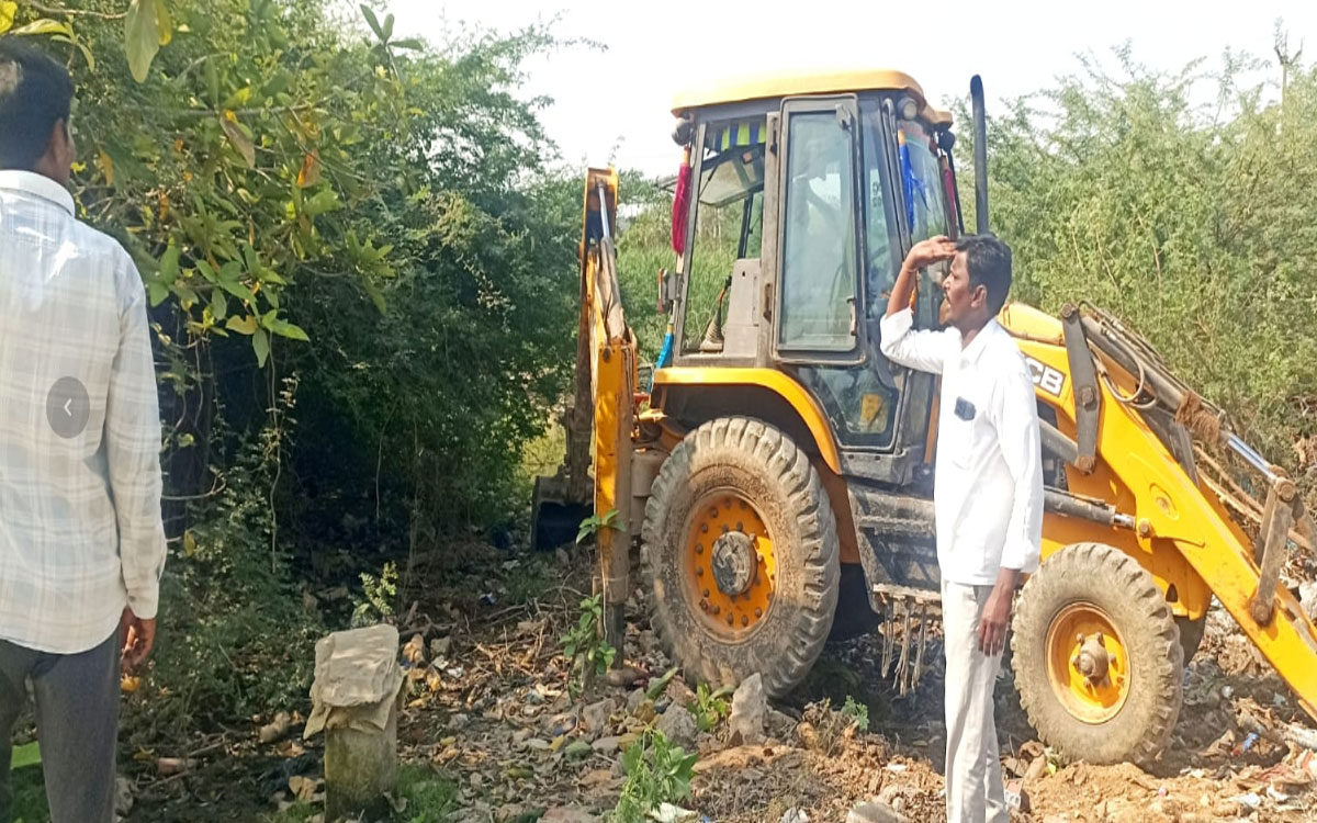 చింతలపాలెం ఎస్సీ కాల‌నీలో చెత్త స‌మ‌స్య ప‌రిష్కారం