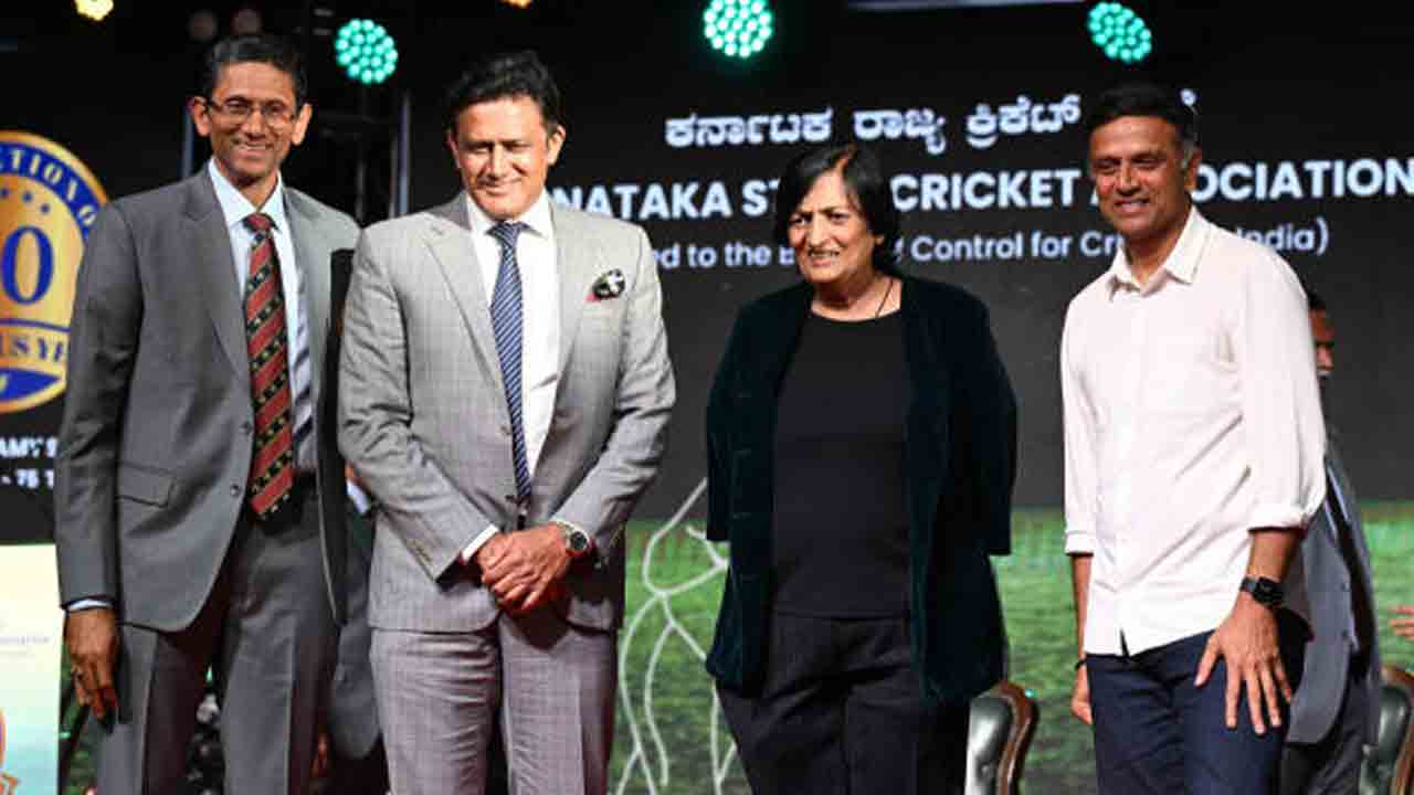 Chinnaswamy Stadium | చిన్నస్వామికి కొత్త కళ.. భారత దిగ్గజాల పేర్లతో స్టాండ్లు.. !