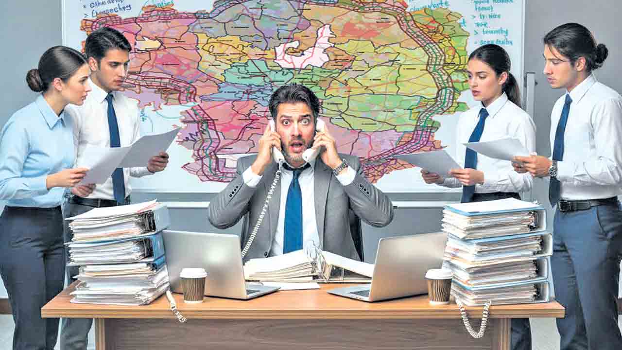 అదనపు బాధ్యతలు.. అధికారుల సతమతం