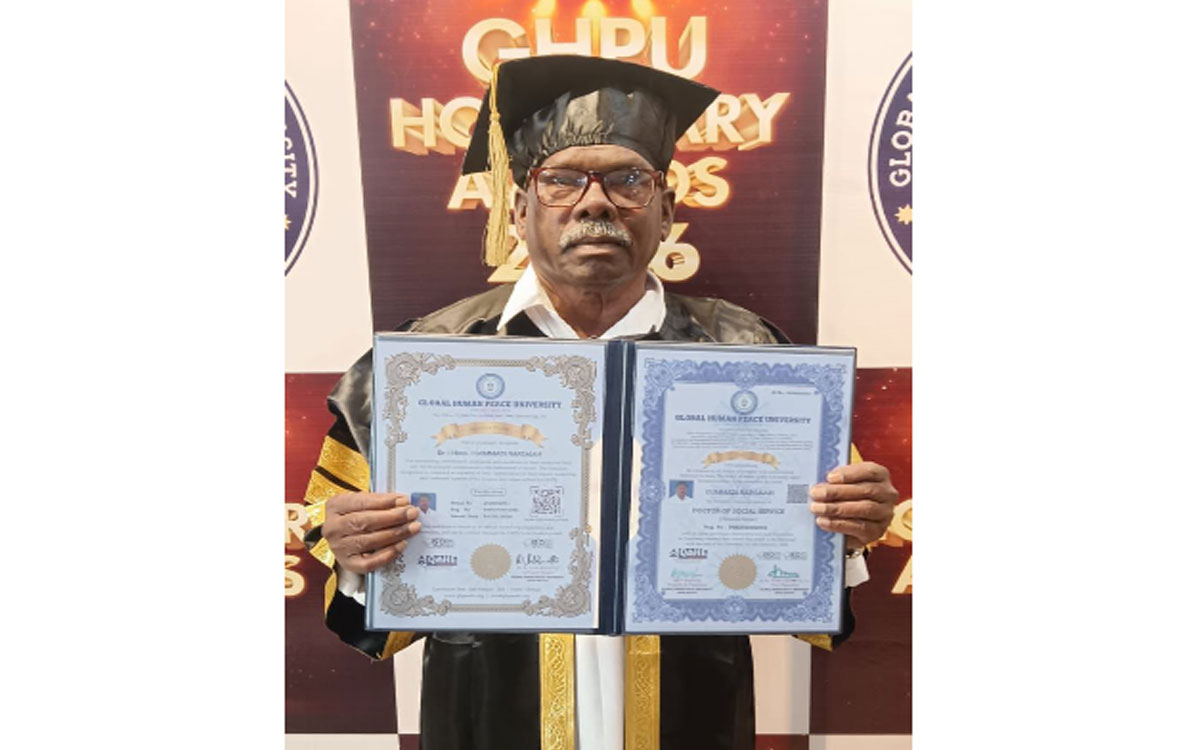 మాజీ ఎమ్మెల్యే గుమ్మడి నరసయ్యకి గౌరవ డాక్టరేట్