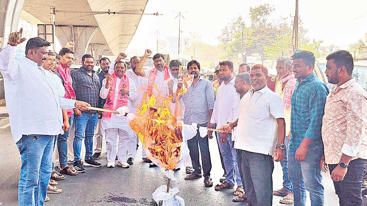 ఎగిసిన నిరసనలు