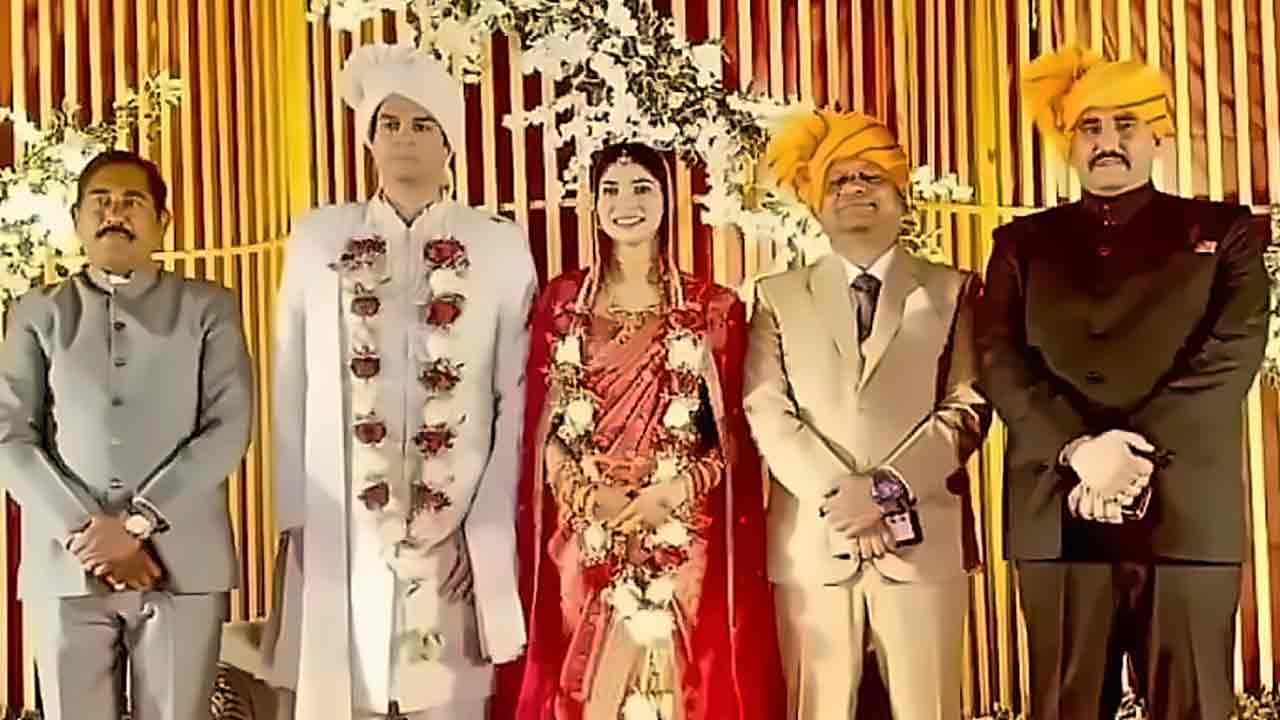 IAS Avi Prasad | ముచ్చటగా మూడో పెళ్లి చేసుకున్న ఐఏఎస్.. ఇద్దరు మాజీ భార్యలు, నవ వధువు సైతం ఐఏఎస్ అధికారులే!