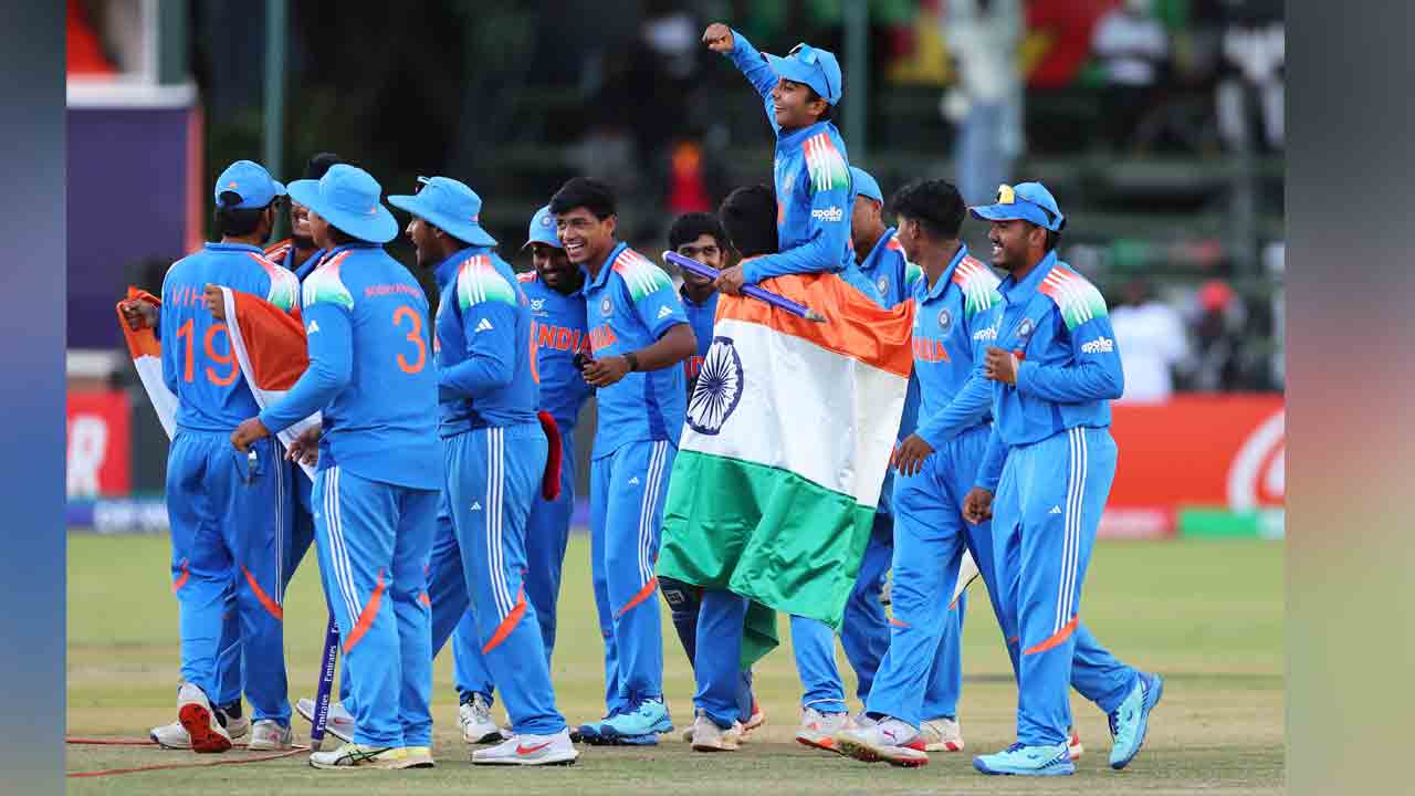 Under -19 World Cup | భారీ శతకంతో వైభవ్ విధ్వంసం.. ఆరోసారి ఛాంపియన్‌గా టీమిండియా..!