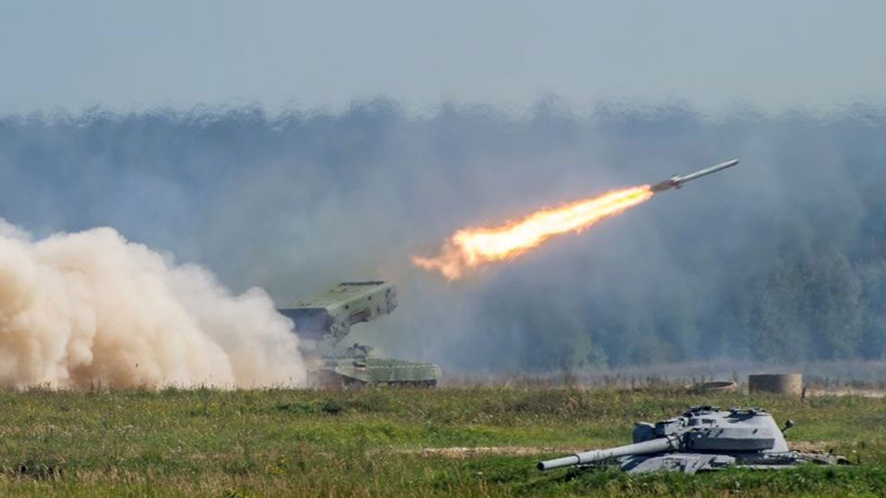 Hammer Missiles: ఇక దేశీయంగా హామ‌ర్‌ క్షిప‌ణులు, హెచ్‌125 హెలికాప్ట‌ర్ల ఉత్ప‌త్తి