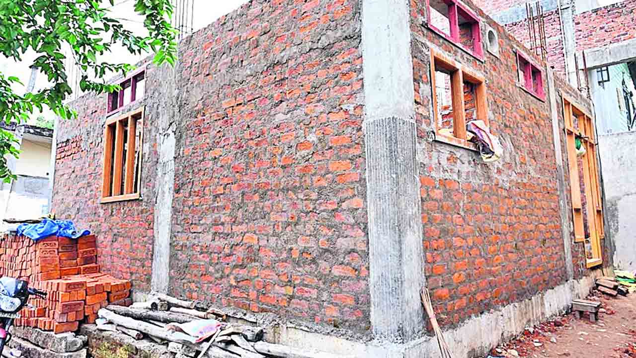 ఇందిరమ్మ ఇండ్లు రద్దు!