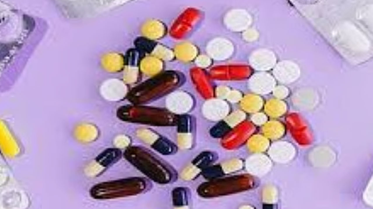 Iron Tablets: అధిక డోసులో ఐర‌న్ ట్యాబ్లెట్లు..  19 మంది స్కూల్ విద్యార్థుల‌కు అస్వ‌స్థ‌త