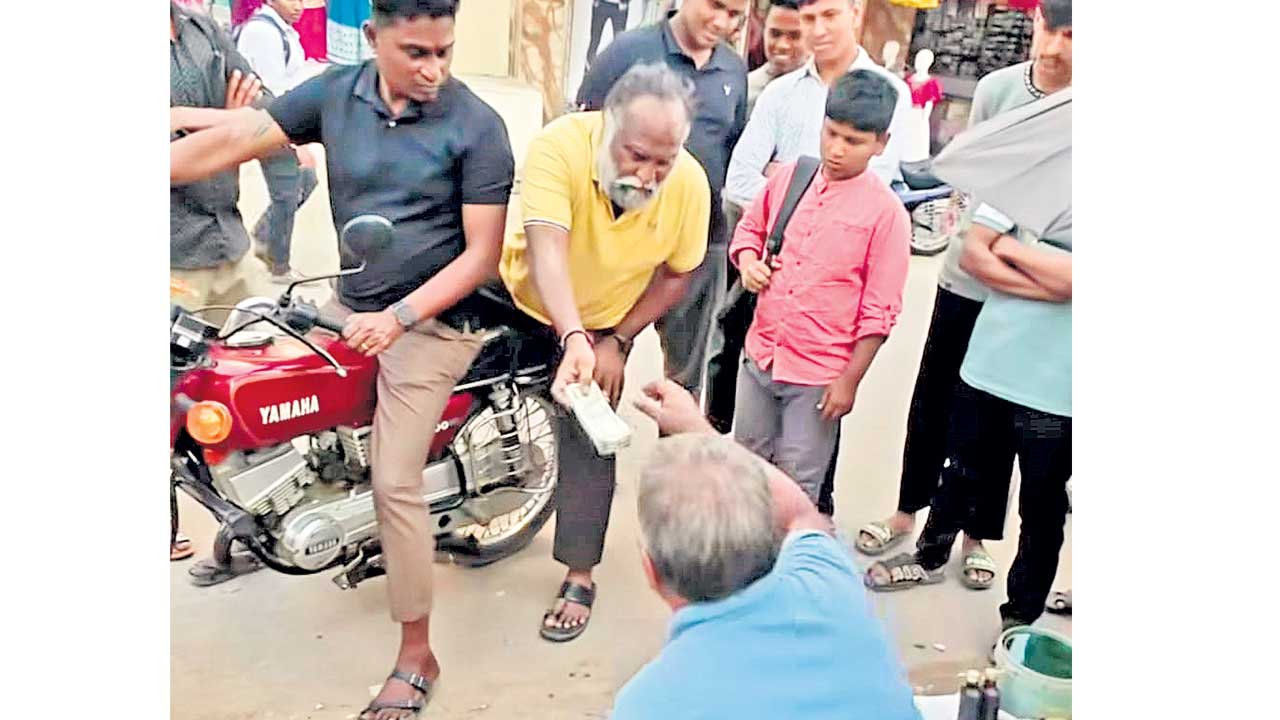 అధికారం అడ్డుపెట్టుకొని అరాచకం!