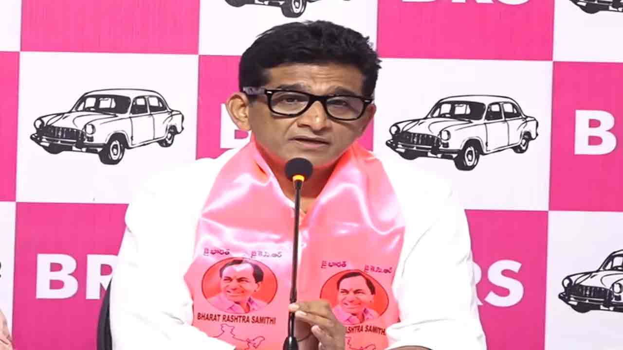 Kalvakuntla Sanjay | రేవంత్ రెడ్డి గజినిలాంటోడు.. ఆయన చెప్పేది ఒకటి.. చేసేదొకటి.. ఎమ్మెల్యే సంజయ్ సెటైర్లు