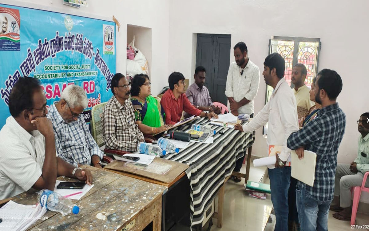 కారేప‌ల్లిలో నామ‌మాత్రంగా ఉపాధి హామీ సామాజిక తనిఖీ ఓపెన్ ఫోరం