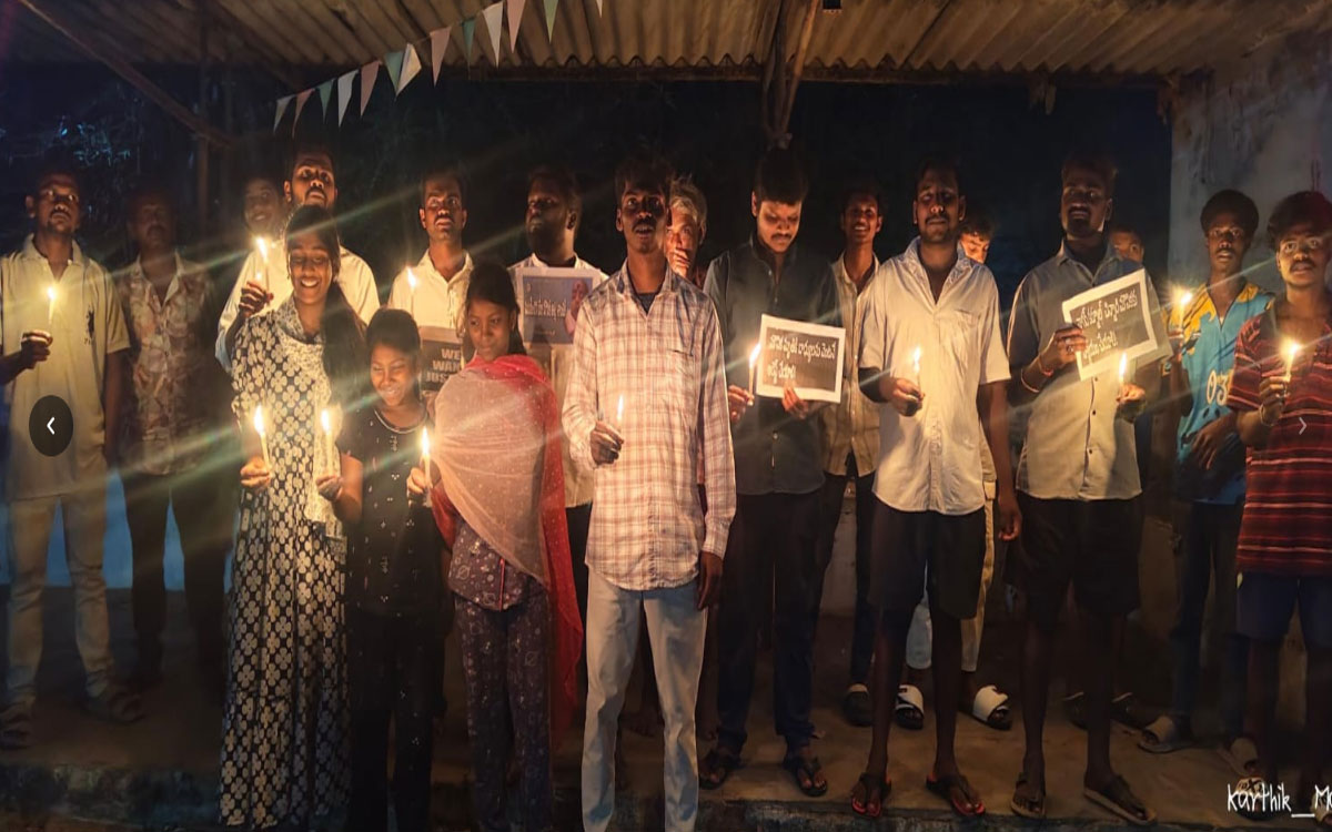 పసికందు మృతిపై సీతారాంపురంలో కొవ్వొత్తుల ర్యాలీ