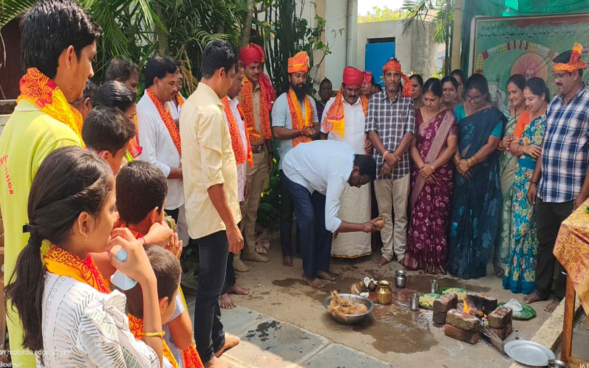 కారేపల్లిలో ఘనంగా సేవాలాల్ జయంతి