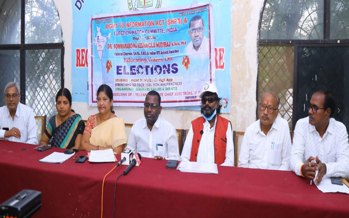 ‘ఓటు హ‌క్కు వినియోగంతో ప్ర‌జాస్వామ్యం బ‌లోపేతం’