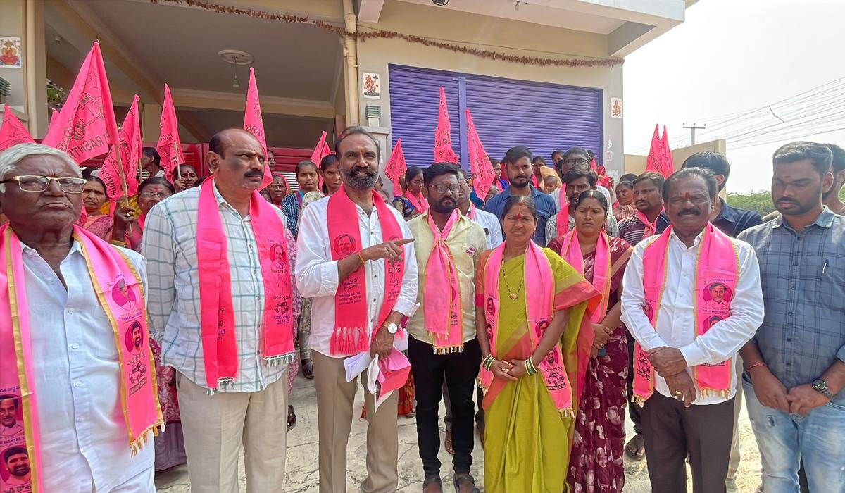 Huzurabad | హుజురాబాద్ మున్సిపల్ పై బీఆర్ఎస్ జెండా ఎగరడం ఖాయం.. రైతు సంఘం రాష్ట్ర ఉపాధ్యక్షులు కొండాల్ రెడ్డి