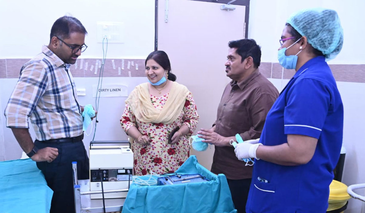 Better Medical Services | ప్రభుత్వ దవాఖానలో మరింత మెరుగైన వైద్య సేవలందించాలి.. పెద్దపల్లి కలెక్టర్‌ కోయ శ్రీహర్ష