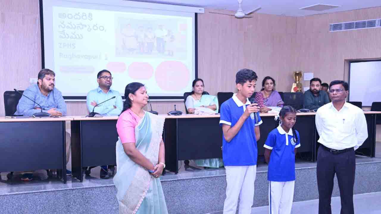 Koya Sri Harsha | విద్యార్థుల సమగ్రాభివృద్ధికి ఉపాధ్యాయుల కృషి చేయాలి : కలెక్టర్‌ కోయ శ్రీ హర్ష