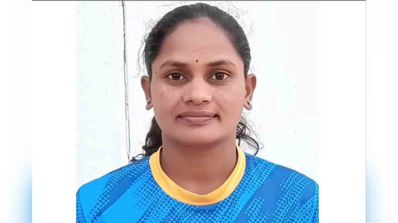 Hanumakonda | ఆదివాసీ మహిళా క్రికెటర్‌కు అద్భుత అవకాశం