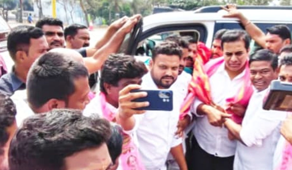 KTR | కేటీఆర్‌కు ఆర్మూరులో జీవన్‌రెడ్డి ఆధ్వర్యంలో ఘనస్వాగతం