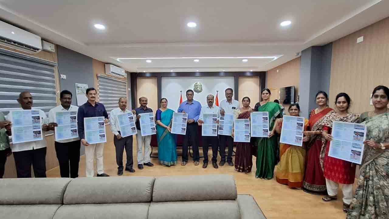 KU | కేయూలో జాతీయ సదస్సు పోస్టర్ల ఆవిష్కరణ