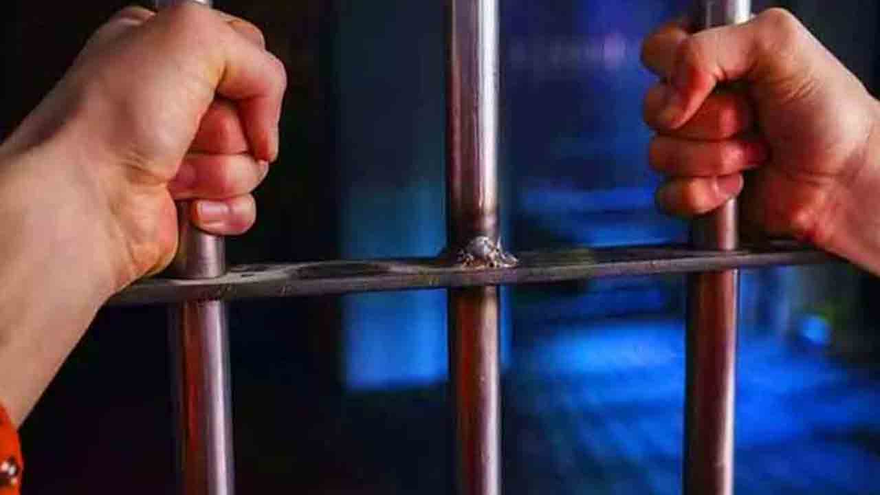 ఆరుగురిని హతమార్చిన దోషికి ఉరి.. ఆస్తి కోసం స్నేహితుడి కుటుంబం అంతం