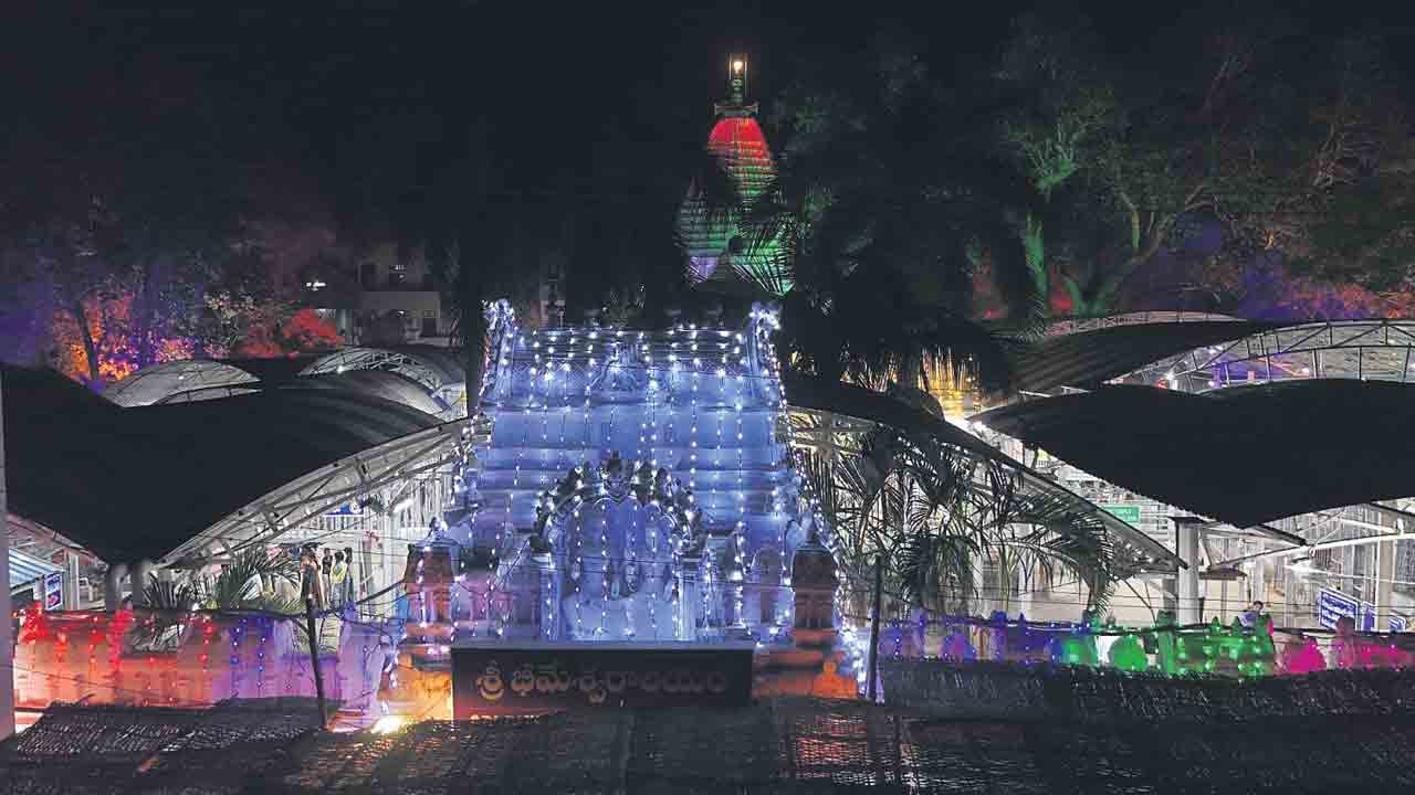 శివపూజకు వేళాయె.. నేడే మహాశివరాత్రి