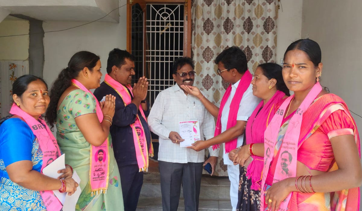 Huzurabad  | హుజురాబాద్ మున్సిపల్ పై బీఆర్ఎస్ జెండా ఎగరడం ఖాయం.. బీఆర్ఎస్ సీనియర్ నాయకుడు మంద రమేష్