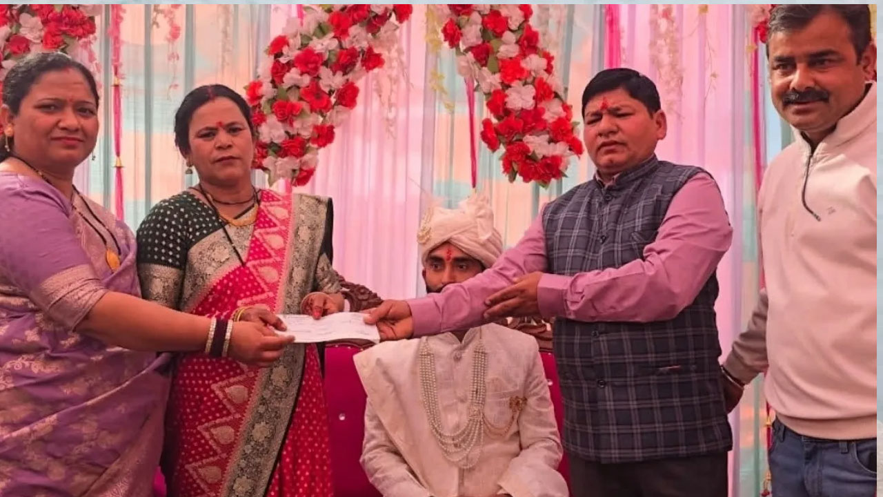 Liquor | పెళ్లిళ్లలో మద్యం నిషేధానికి వినూత్న చర్య… మద్యం లేకుండా వివాహం చేస్తే రూ.51 వేల ప్రోత్సాహకం