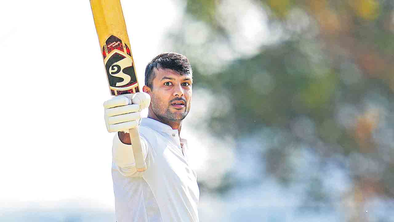 మయాంక్‌ శతకం.. నబీ జోరుతో కర్ణాటక టాపార్డర్‌ కుదేలు