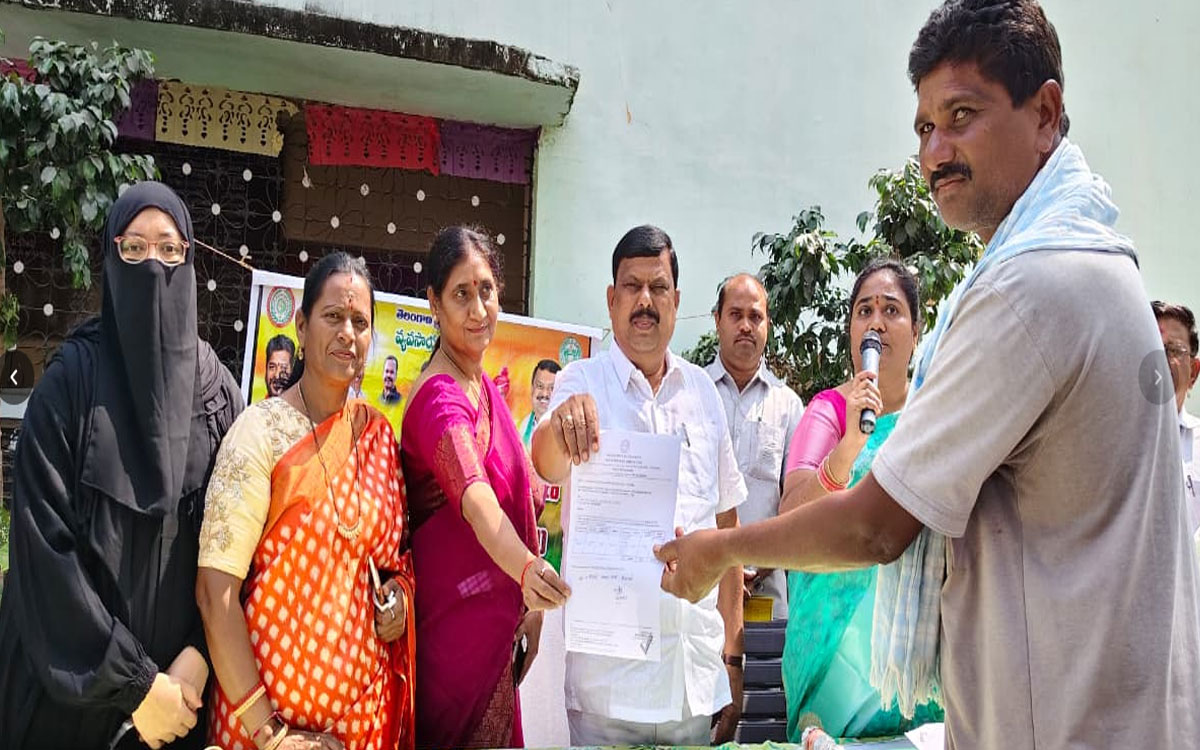 ‘రైతులు వ్యవసాయ పరికరాల‌ను సద్వినియోగం చేసుకోవాలి’