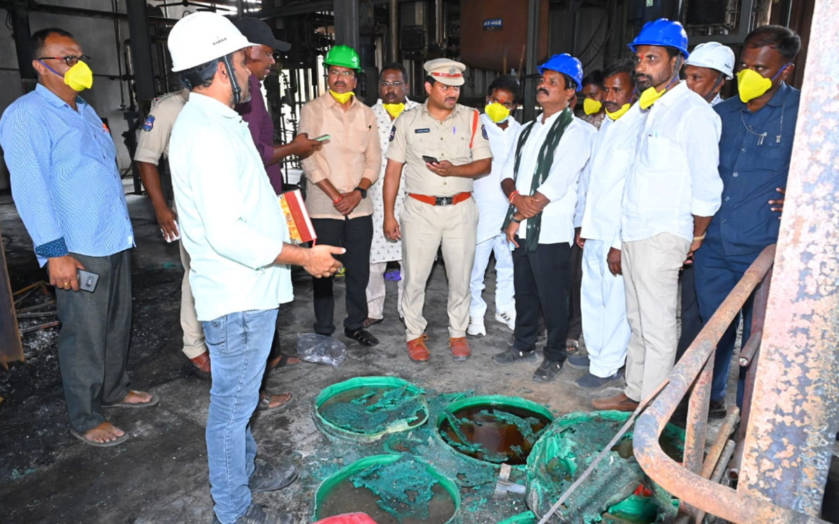 అభివృద్ధి, సంక్షేమానికి ప్ర‌భుత్వం కృషి : ఎమ్మెల్యే కుంభం అనిల్‌కుమార్‌రెడ్డి