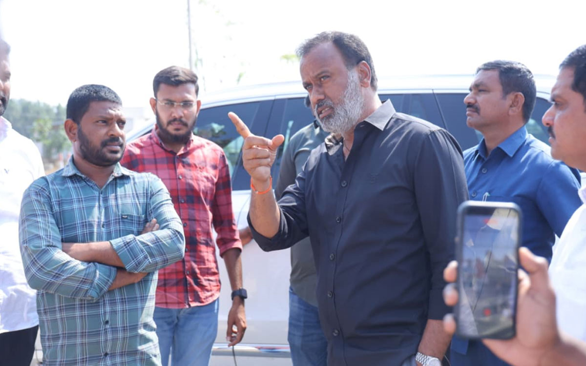 వైన్స్ షాపుల పర్మిట్ రూమ్‌ల్లోకి సాయంత్రం 6 తర్వాతే : ఎమ్మెల్యే రాజగోపాల్ రెడ్డి