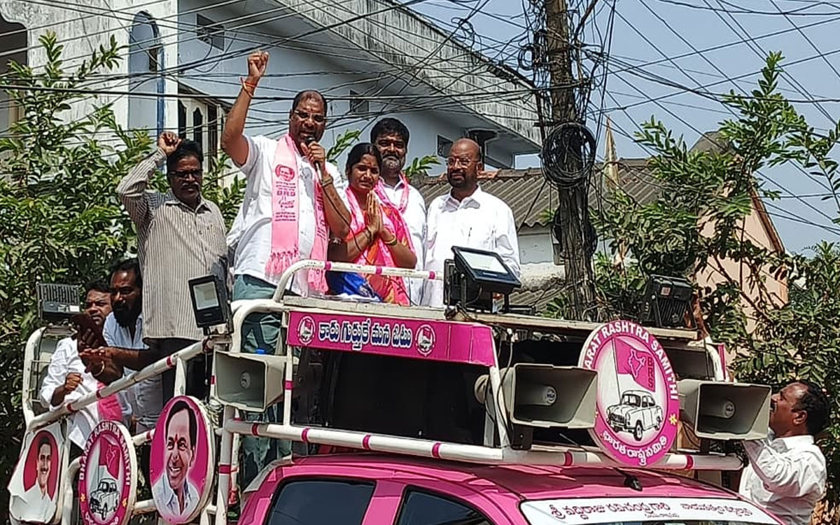 MP Vaddiraju : ‘దొంగల చేతుల్లోకి తెలంగాణ’