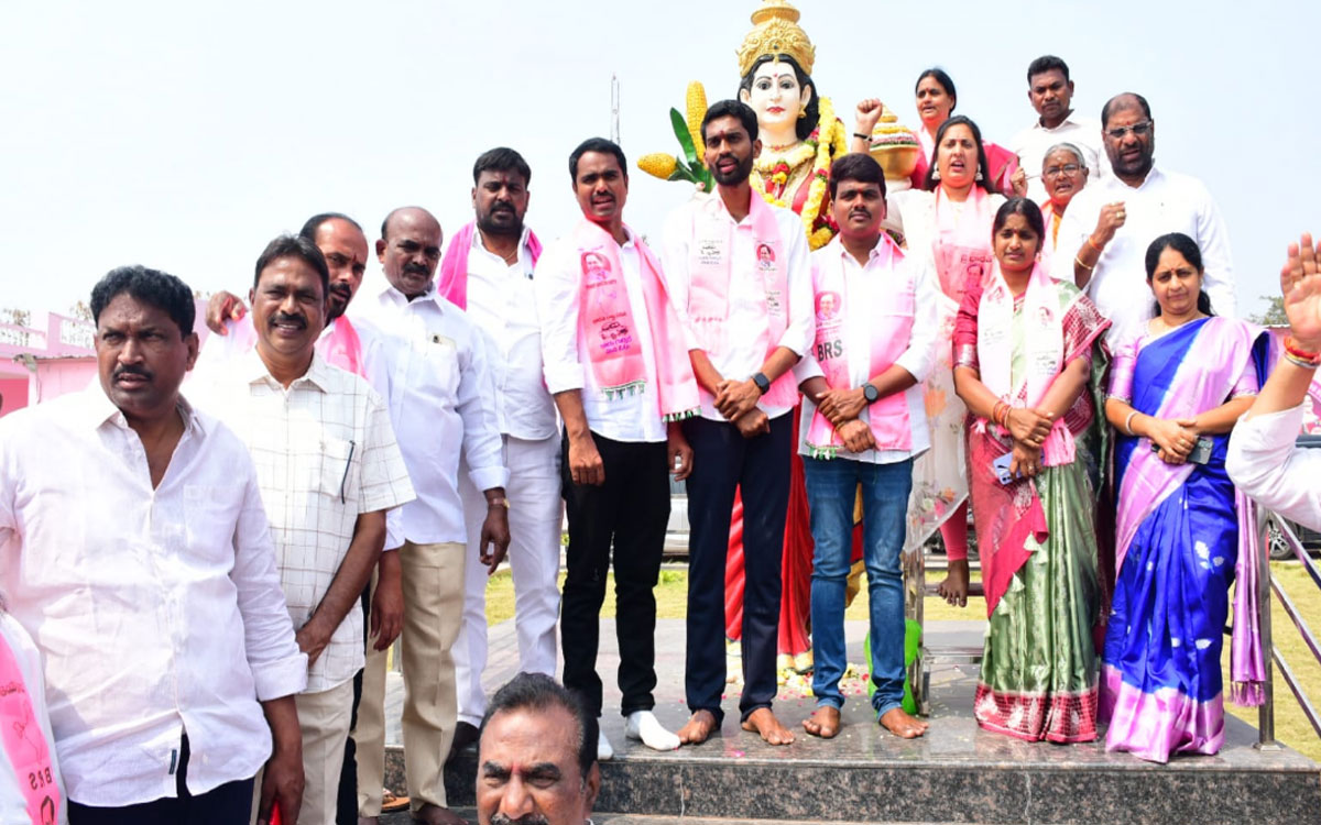 ప్రజల ఆకాంక్షలకు అనుగుణంగా పనిచేయాలి : ఎంపీ వ‌ద్దిరాజు రవిచంద్ర