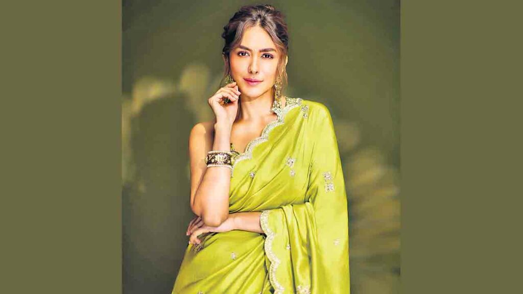 Mrunal Takhur | ఇతరుల జీవితాలపై కామెంట్స్ చేయడానికి మీరెవరు.. మృణాల్ ఠాకూర్ సీరియస్